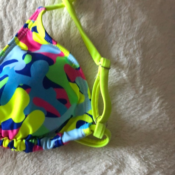 Brand new sexy bikini - Picture 5 of 7